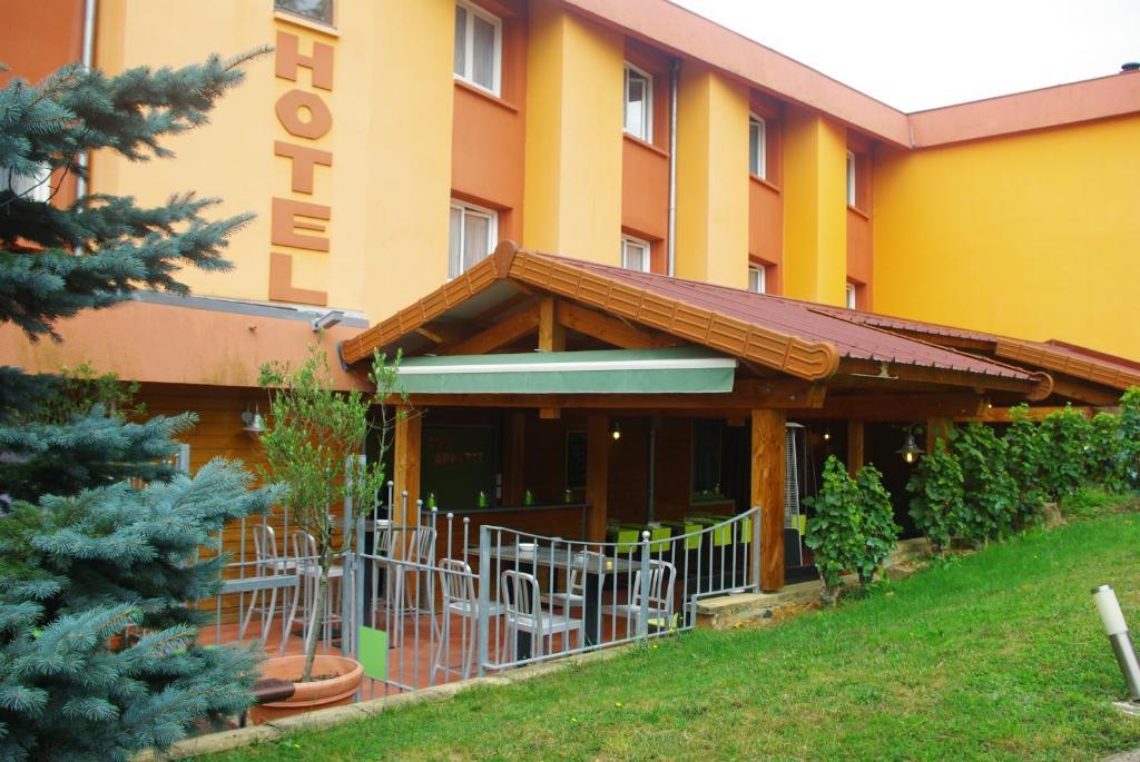 Hotel Burnichon Tarare Dış mekan fotoğraf